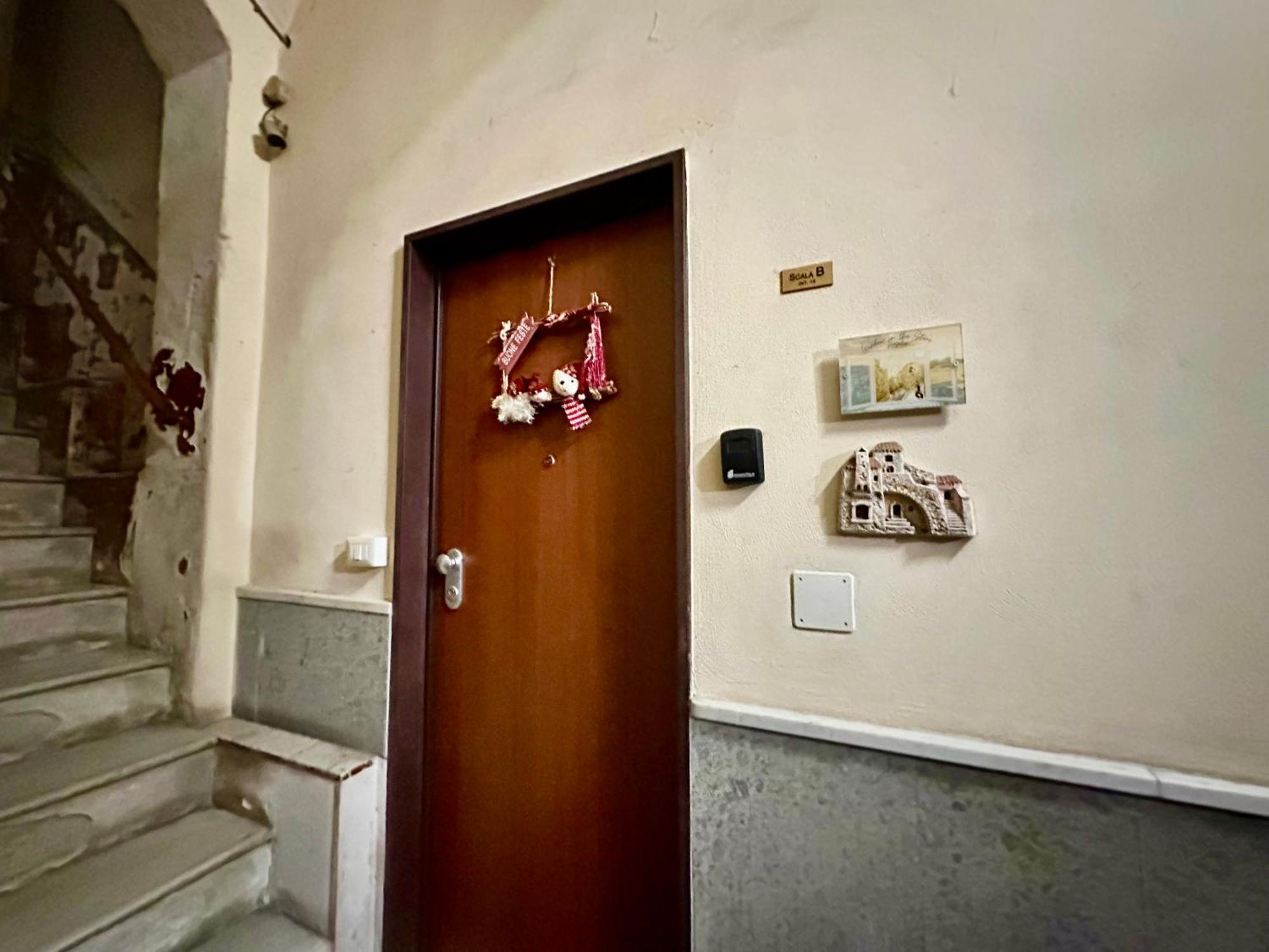 Window In The Stone Naples Ξενοδοχείο Εξωτερικό φωτογραφία